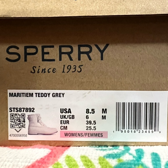Women's Sperry Winter Boots Sz 8.5 Brand New w/Box - Picture 6 of 7
